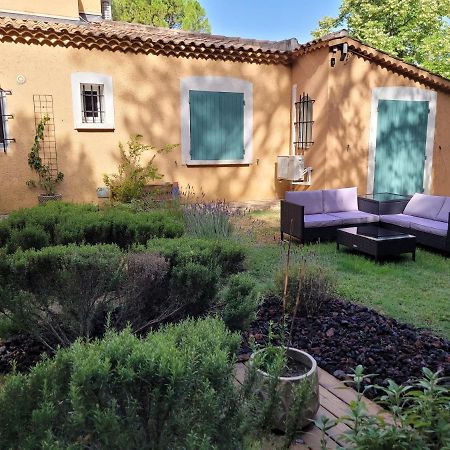 Au Bord De L'Alzon Apartment Uzes Exterior photo