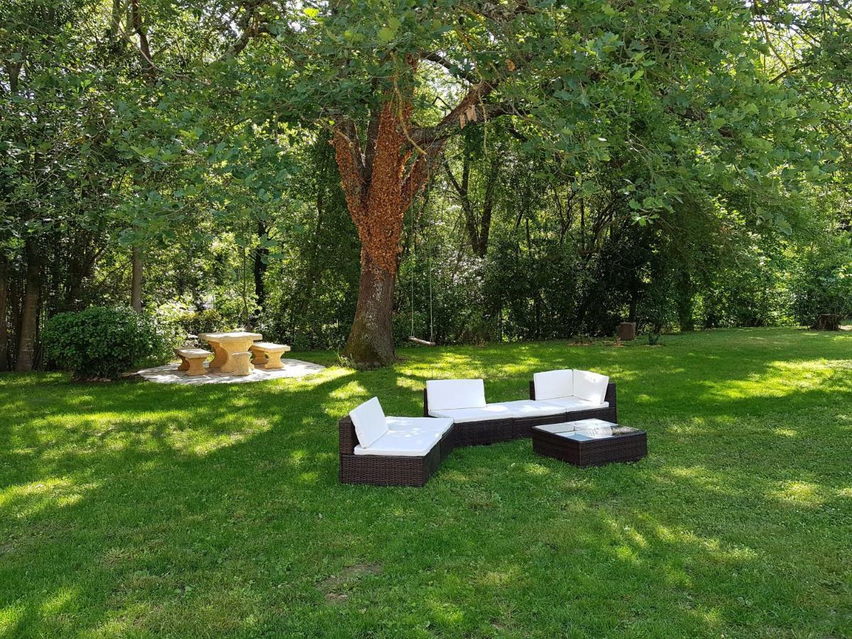 Au Bord De L'Alzon Apartment Uzes Exterior photo